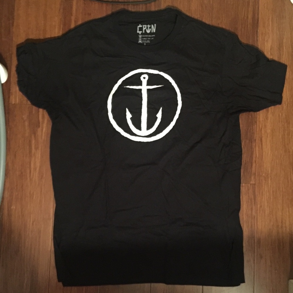 Men’s T black